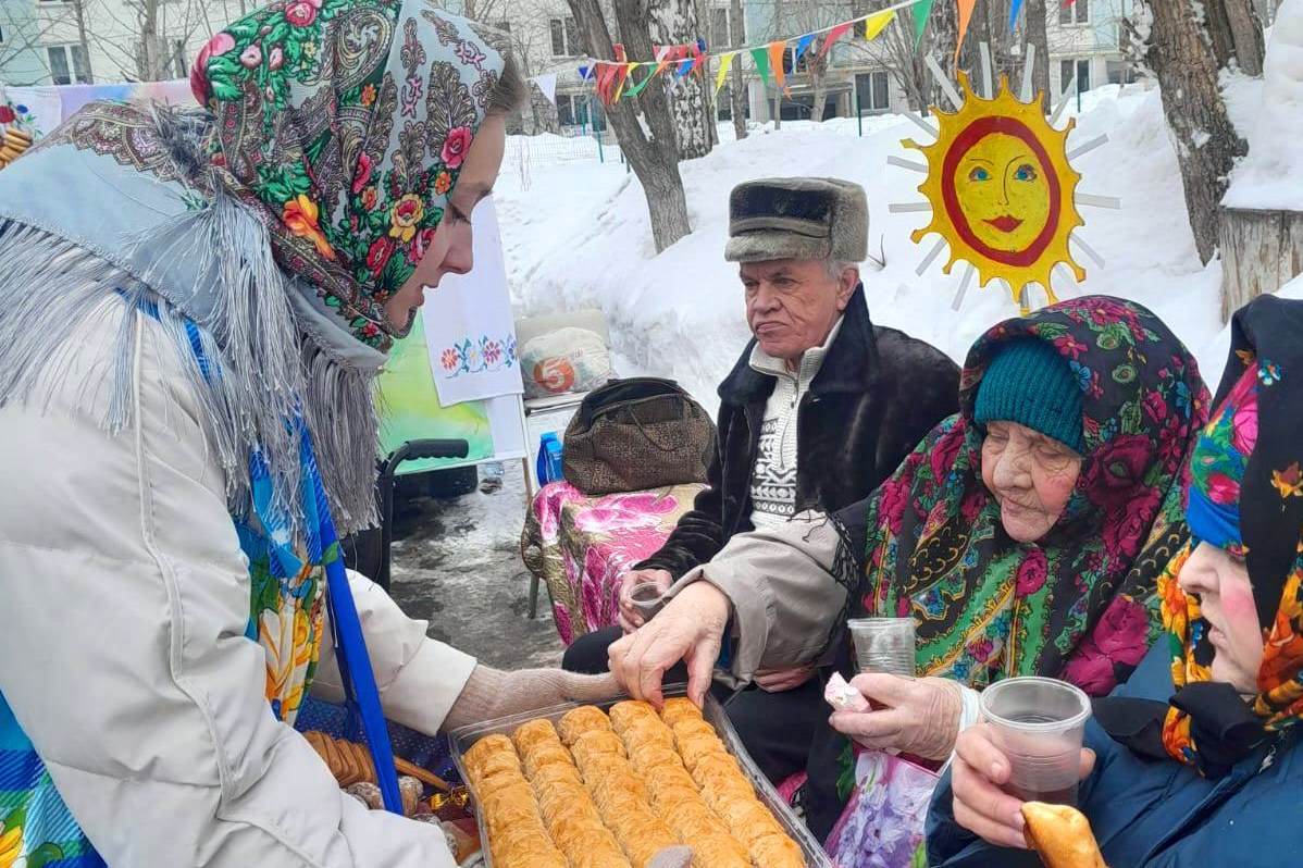 Масленица в Доме престарелых и инвалидов