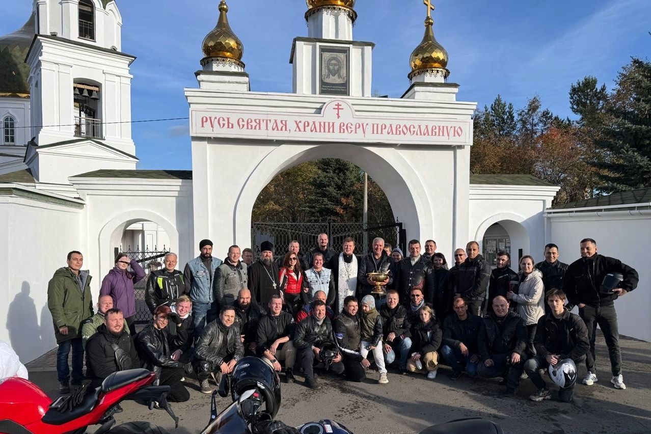 Под покровом церковной молитвы