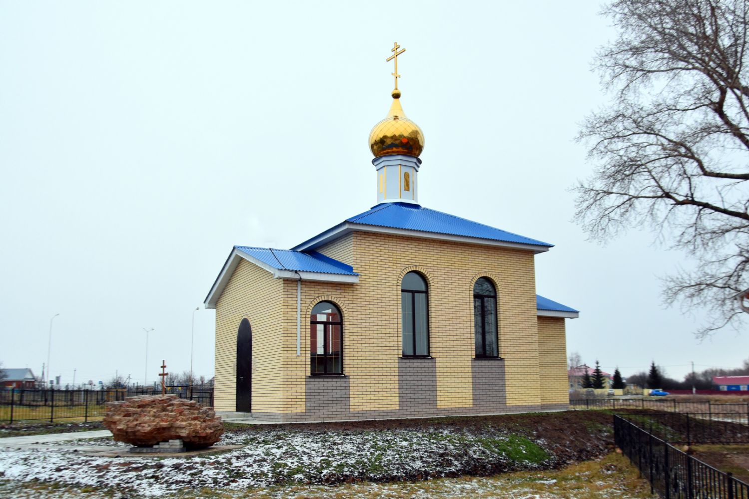 Епископ Гавриил совершил Малое освящение храма-часовни в селе Старая Матвеевка [+Видео]