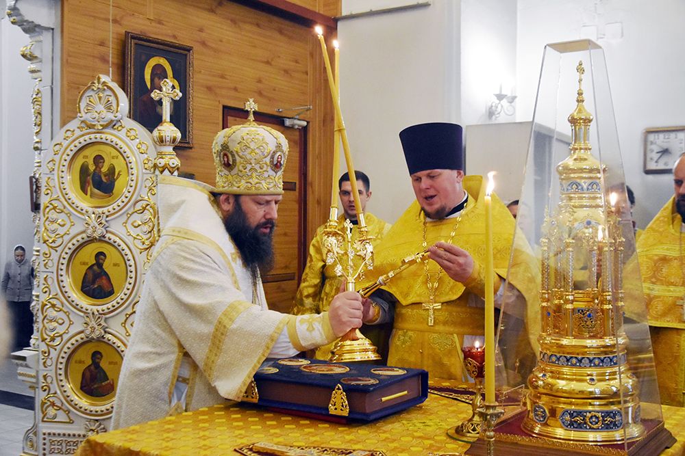 Епископ Гавриил совершил богослужения Недели 28-й по Пятидесятнице [+Видео]