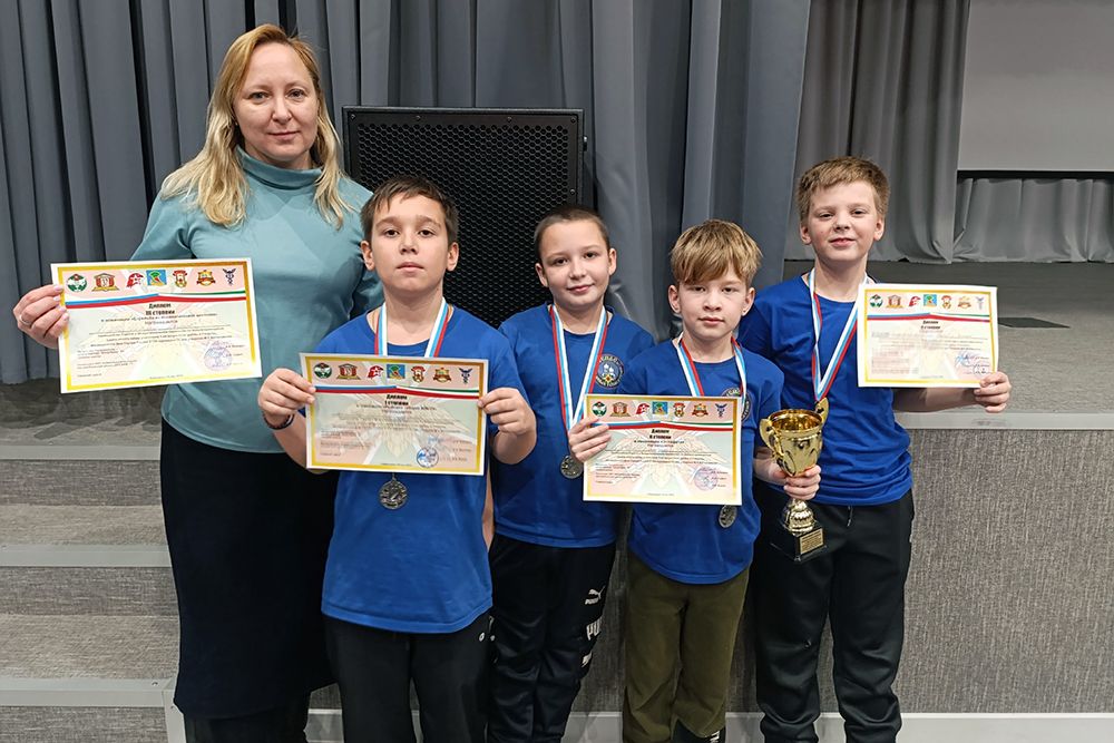 Дню Героев России посвящается