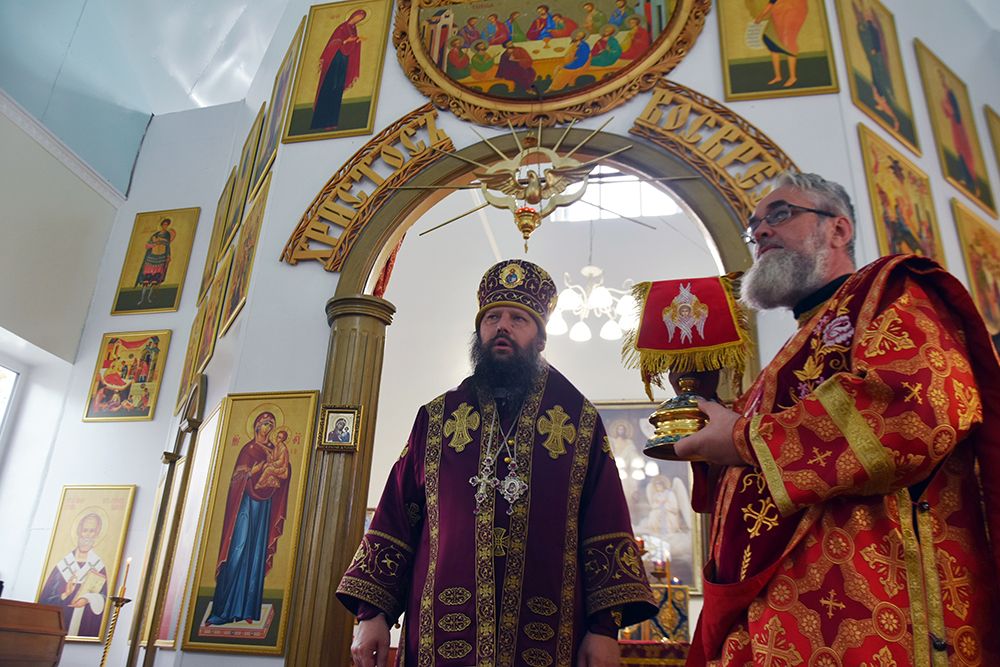 Управляющий Набережночелнинской епархией совершил богослужения дня Усекновения главы Иоанна Предтечи [+Видео]