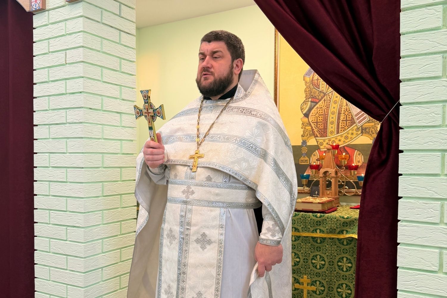 В храме-часовне Святой Троицы в селе Старая Матвеевка совершена первая Литургия