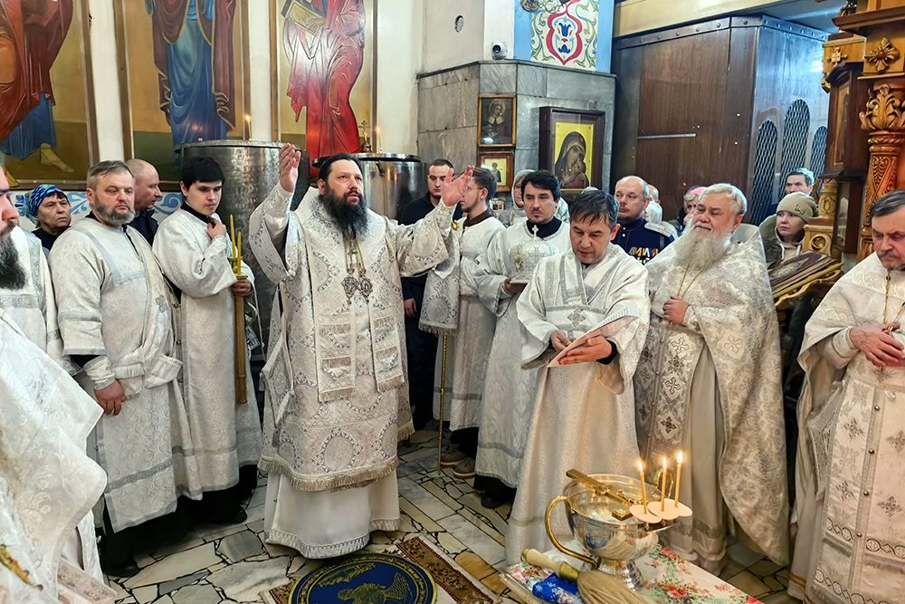 Епископ Гавриил совершил богослужения Святого Богоявления [+Видео]