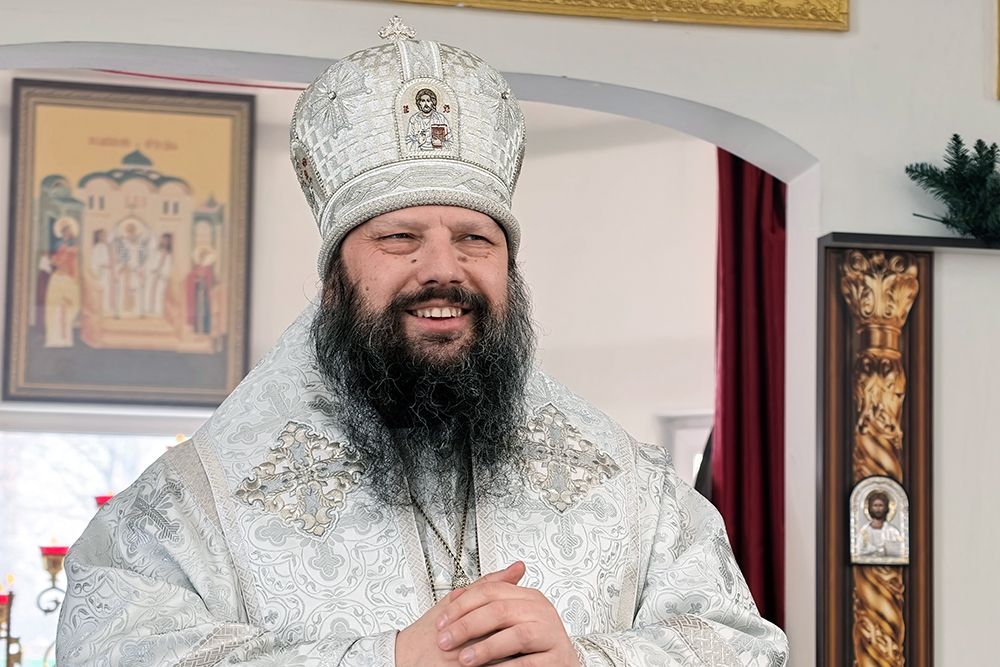 В день памяти прп. Феодосия Великого епископ Гавриил совершил Литургию [+Видео]