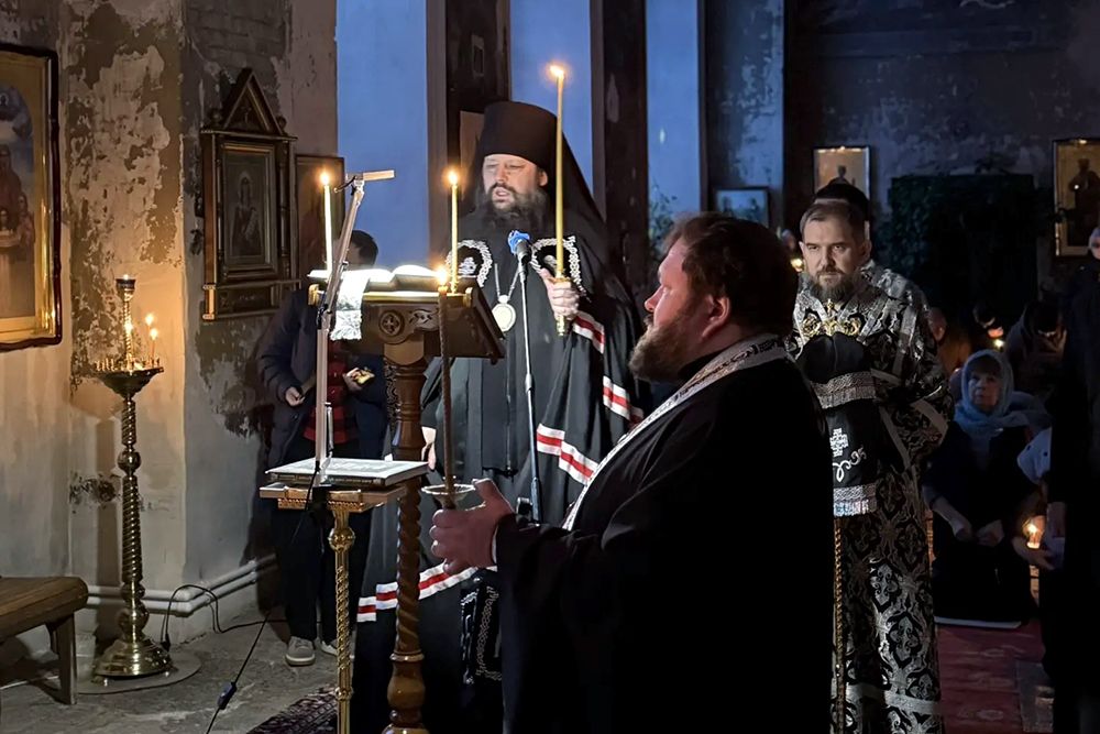 Продолжается чтение Великого канона в храмах Набережночелнинской епархии