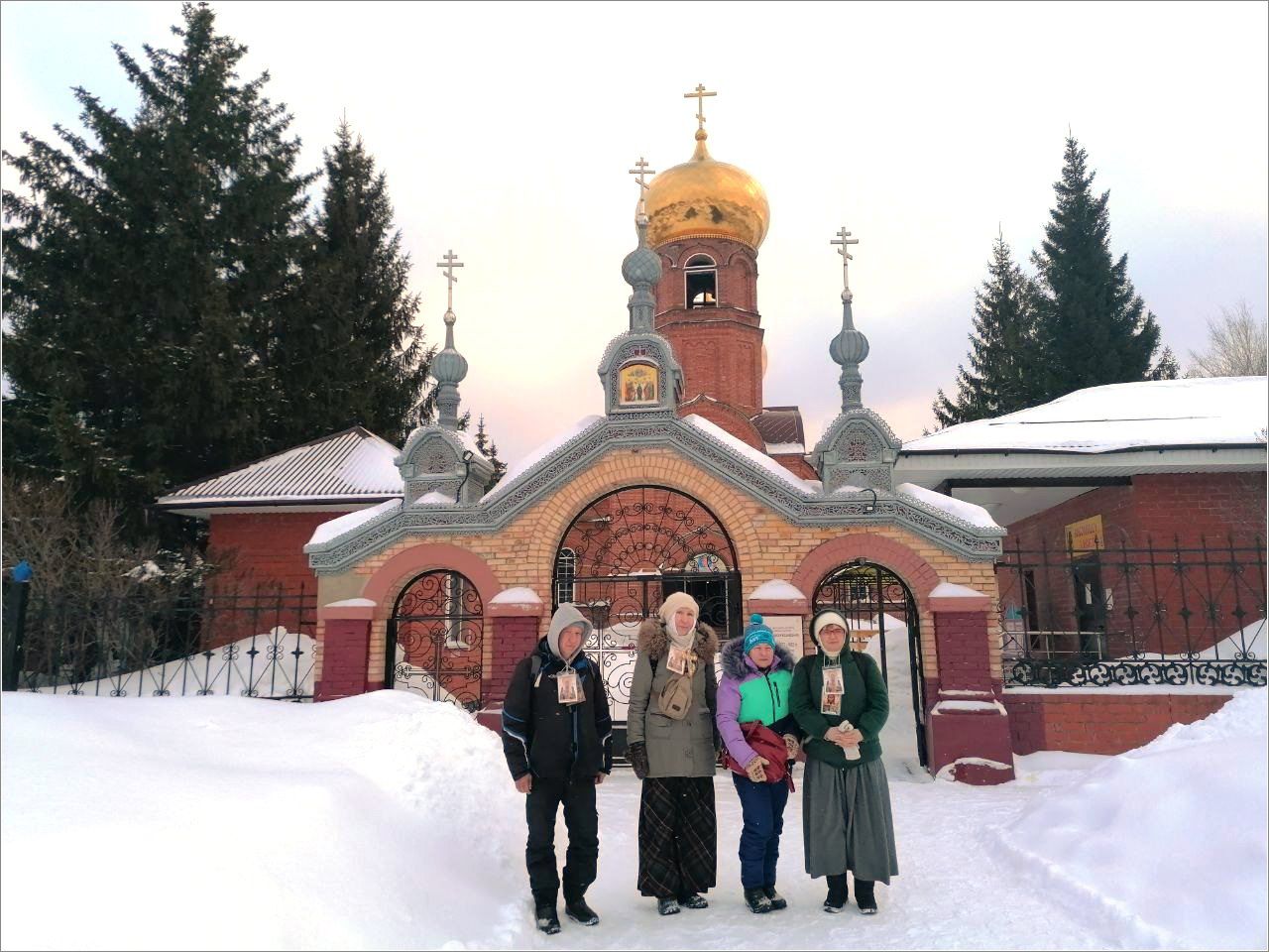 Пешком к Патриарху Тихону