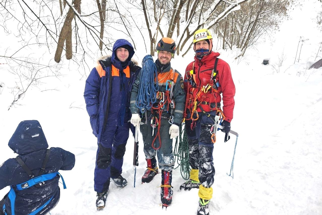 Юные спасатели снова впереди!