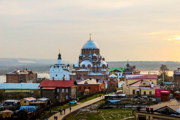 Молодёжное паломничество в Свияжск