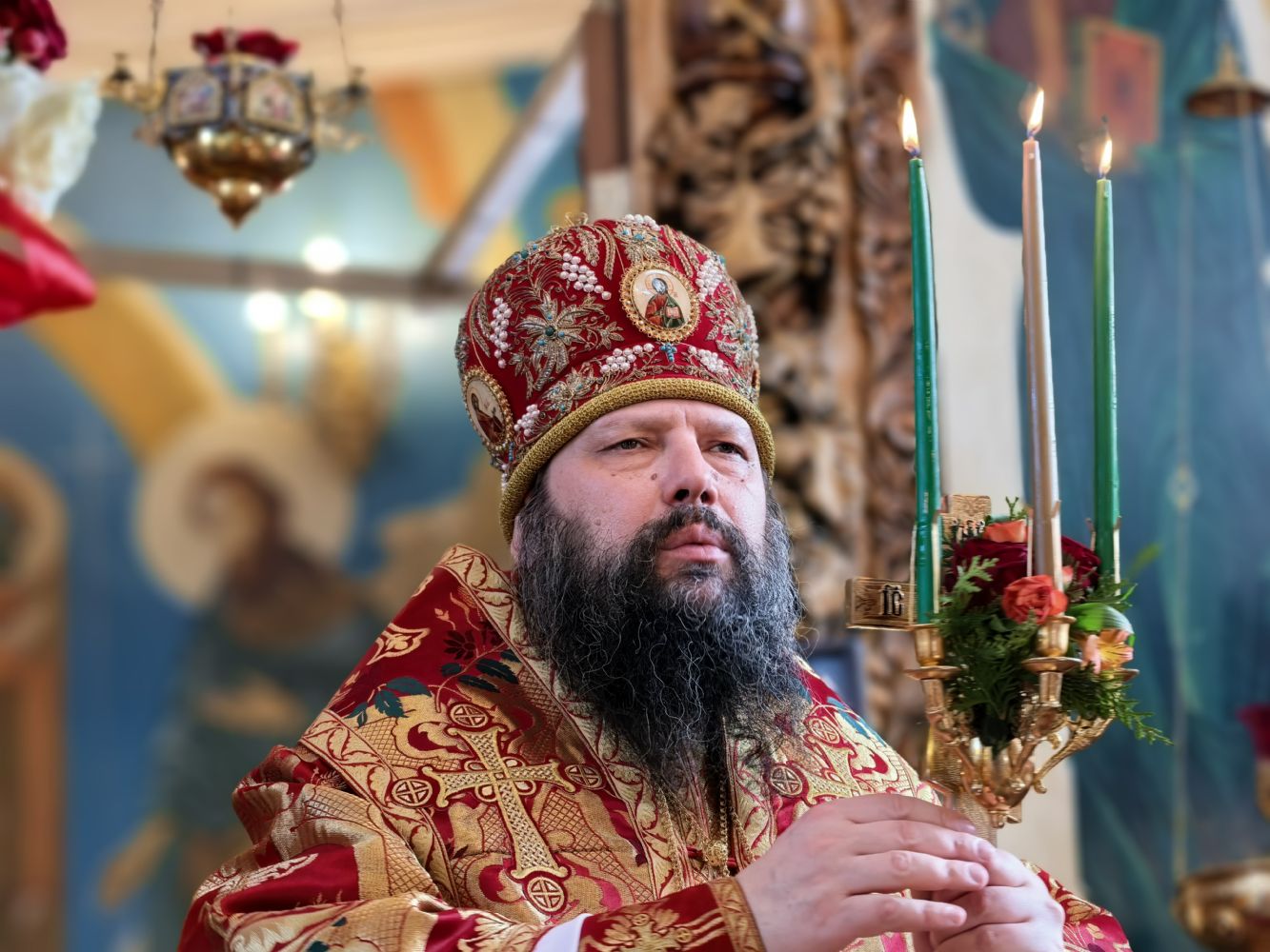 В четверг Светлой седмицы епископ Гавриил совершил Литургию в храме Космы и Дамиана [+Видео]