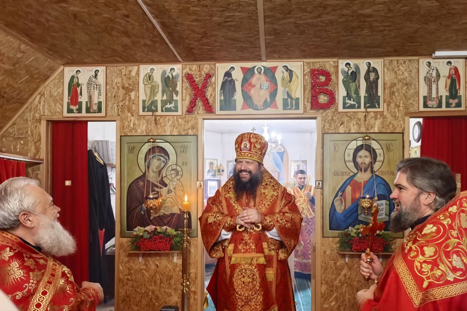 Епископ Гавриил совершил Литургию в субботу второй седмицы по Пасхе [+Видео]