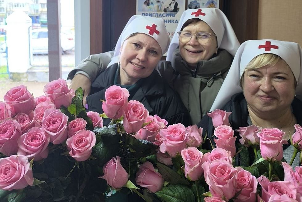 В храмах Набережночелнинской епархии торжественно отметили День святых жён‑мироносиц