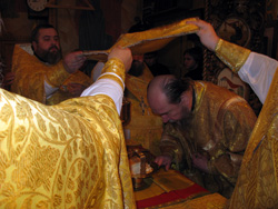 Архиерейская Божественная литургия в Орловской церкви г. Набережные Челны. Увеличить изображение. Размер файла: 216,21 Kb [800X600]