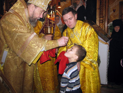 Архиерейская Божественная литургия в Орловской церкви г. Набережные Челны. Увеличить изображение. Размер файла: 273,14 Kb [800X600]