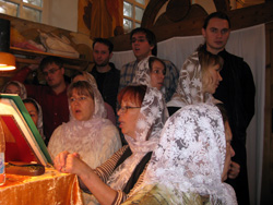 Архиерейская Божественная литургия в Орловской церкви г. Набережные Челны. Увеличить изображение. Размер файла: 201,66 Kb [800X600]