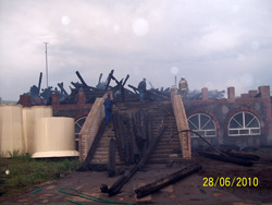 Пожар Рождественского храма в Набережных Челнах. Увеличить изображение. Размер файла: 139,48 Kb [800X600]