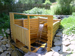 Купальня на источнике. Увеличить изображение. Размер файла: 203,75 Kb [800X600]