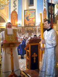 Богослужение в Крещенский сочельник и освящение воды. Увеличить изображение. Размер файла: 134,86 Kb [600X800]