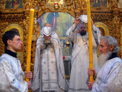 Богослужение в Крещенский сочельник и освящение воды. Увеличить изображение. Размер файла: 131,36 Kb [800X600]