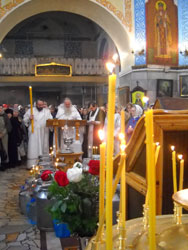 Богослужение в Крещенский сочельник и освящение воды. Увеличить изображение. Размер файла: 112,38 Kb [600X800]