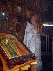 Богослужение в Крещенский сочельник и освящение воды. Увеличить изображение. Размер файла: 130,24 Kb [600X800]