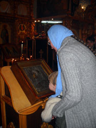 Всенощное бдение в праздник Крещения Господня в Боровецкой церкви г. Набережные Челны. Увеличить изображение. Размер файла: 108,9 Kb [600X800]