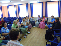 Студенты Свято-Филаретовского института в Боровецкой церкви. Увеличить изображение.Размер файла: 188,56 Kb [800X600]