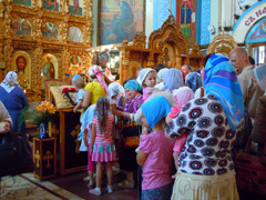 Всенощное бдение в праздник Петра и Павла. Увеличить изображение. Размер файла: 283,02 Kb [800X600]