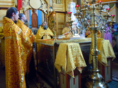 Всенощное бдение в праздник Петра и Павла. Увеличить изображение. Размер файла: 273,28 Kb [800X600]