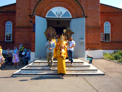 Праздник святых апостолов Петра и Павла в Боровецкой церкви. Увеличить изображение. Рамер файла: 232,52 Kb [800X600]