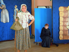 Спектакль "Необойденный дом" театральной студии собора "12". Увеличить изображение. Размер файла: 463,81 Kb [800X600]