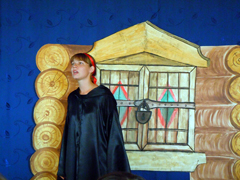 Спектакль "Необойденный дом" театральной студии собора "12". Увеличить изображение. Размер файла: 494,75 Kb [800X600]