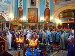 Всенощное бдение в день праздника Успения Божией Матери.Увеличить изображение. Размер файла: 164,62 Kb [800X600]