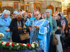 Всенощное бдение в день праздника Успения Божией Матери.Увеличить изображение. Размер файла: 150,57 Kb [800X600]