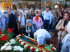 Праздничная Божественная литургия в день Успения Богородицы. Увеличить изображение. Размер файла: 153,56 Kb [800X600]