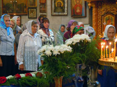 Чин Погребения Божией Матери в Свято-Вознесенском соборе. Увеличить изображение. Размер файла: 138,45 Kb [800X600]