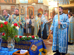 Чин Погребения Божией Матери в Свято-Вознесенском соборе. Увеличить изображение. Размер файла: 161,53 Kb [800X600]