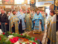Чин Погребения Божией Матери в Свято-Вознесенском соборе. Увеличить изображение. Размер файла: 166,24 Kb [800X600]