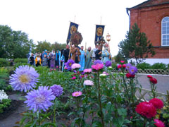 Чин Погребения Божией Матери в Свято-Вознесенском соборе. Увеличить изображение. Размер файла: 138,77 Kb [800X600]