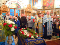 Чин Погребения Божией Матери в Свято-Вознесенском соборе. Увеличить изображение. Размер файла: 169,47 Kb [800X600]