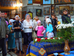 Благословение учащихся на новый учебный год.Увеличить изображение. Размер файла: 145,19 Kb [800X600]