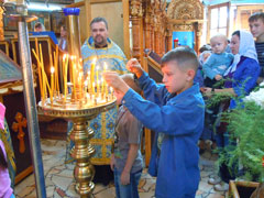 Благословение учащихся на новый учебный год.Увеличить изображение. Размер файла: 162,87 Kb [800X600]