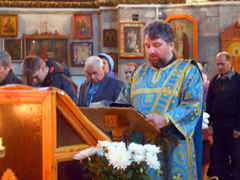 Богослужения в день Покрова Божией Матери. Увеличить изображение. Размер файла: 454,49 Kb [800X600]