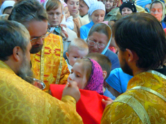 Причащение учащихся воскресной школы Боровецкого храма. Увеличить изображение. Размер файла: 487,25 Kb [800X600]