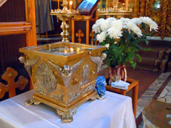 Мощи святого Феодора Ушакова в Набережных Челнах. Увеличить изображение. Размер файла: 522,74 Kb [800X600]