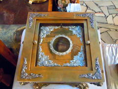 Мощи святого Феодора Ушакова в Набережных Челнах. Увеличить изображение. Размер файла: 447,71 Kb [800X600]