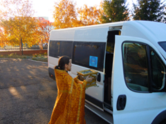 Мощи святого Феодора Ушакова в Набережных Челнах. Увеличить изображение. Размер файла: 524,59 Kb [800X600]