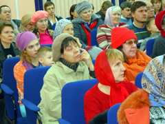 Концерт церковных хоров Набережных Челнов. Увеличить изображение. Размер файла: 226,37 Kb [800X600]