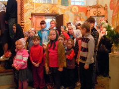 Престольные торжества в Орловском храме. Увеличить изображение. Размер файла: 195,75 Kb [800X600]