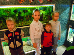 Воскресная школа в театре кукол. Увеличить изображение. Размер файла: 233,86 Kb [800X600]